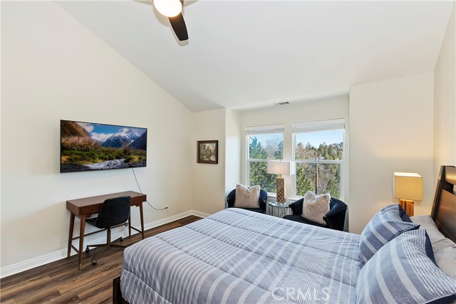 Detail Gallery Image 31 of 48 For 942 Lucerne, Lake Arrowhead,  CA 92352 - 4 Beds | 3/1 Baths