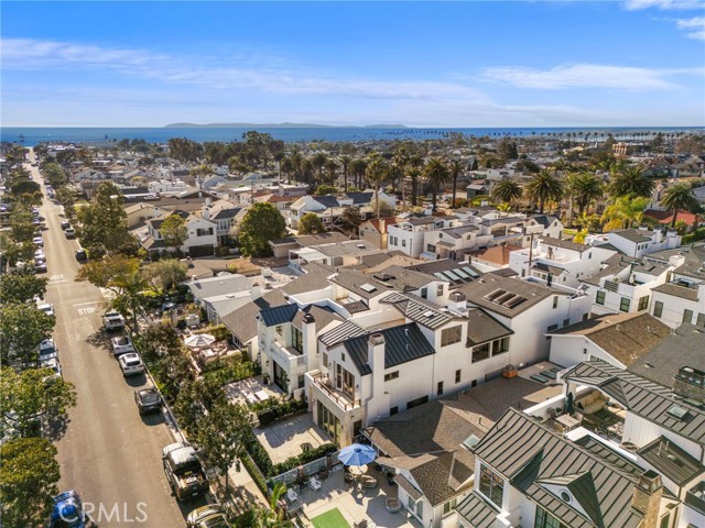 Detail Gallery Image 27 of 68 For 711 1/2 Marigold, Corona Del Mar,  CA 92625 - 2 Beds | 2/1 Baths