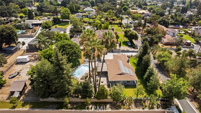 1019 W Milton Drive, Glendora CA: https://media.crmls.org/medias/c70a857f-3eae-4ab2-80ab-67f238884bd8.jpg