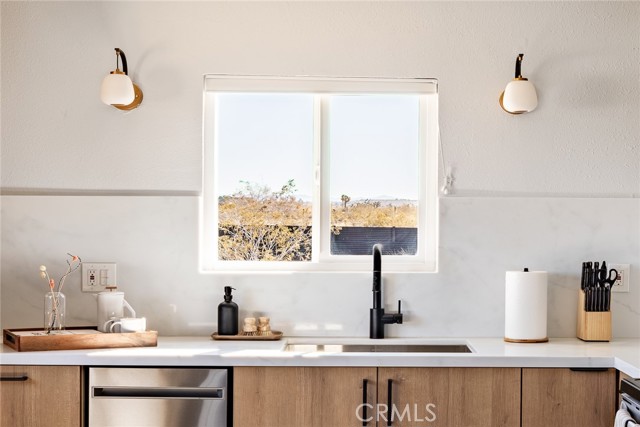 Detail Gallery Image 10 of 38 For 2360 Sand, Landers,  CA 92285 - 1 Beds | 1 Baths