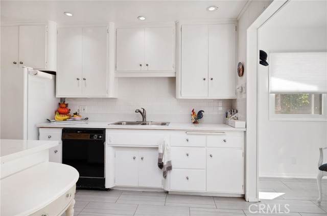 Detail Gallery Image 17 of 41 For 2924 Pecos, Riverside,  CA 92506 - 3 Beds | 2 Baths