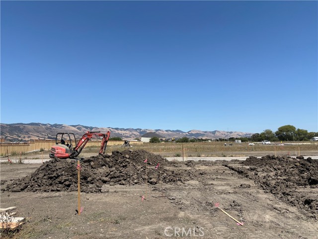 230 Memphis Belle Way, San Luis Obispo CA: https://media.crmls.org/medias/c70b9d95-e1ff-43fc-881a-3e9bc32b4196.jpg
