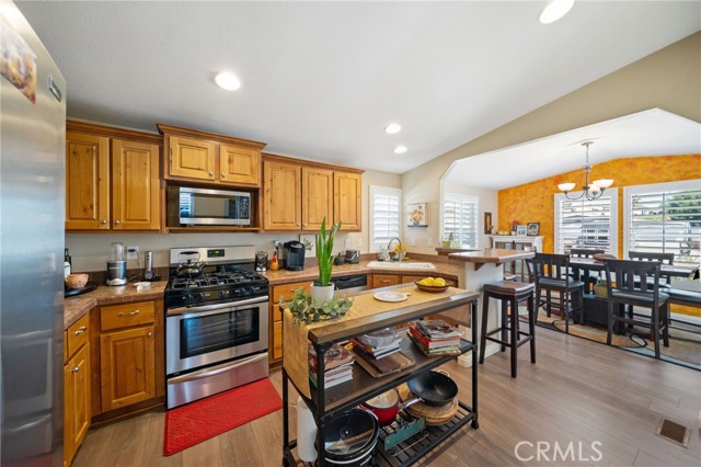 Detail Gallery Image 10 of 30 For 38587 via Amarilla, Murrieta,  CA 92563 - 3 Beds | 2 Baths