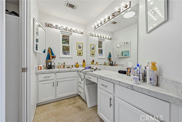 Image 49 of 67 For 1035 North Bear Creek Dr