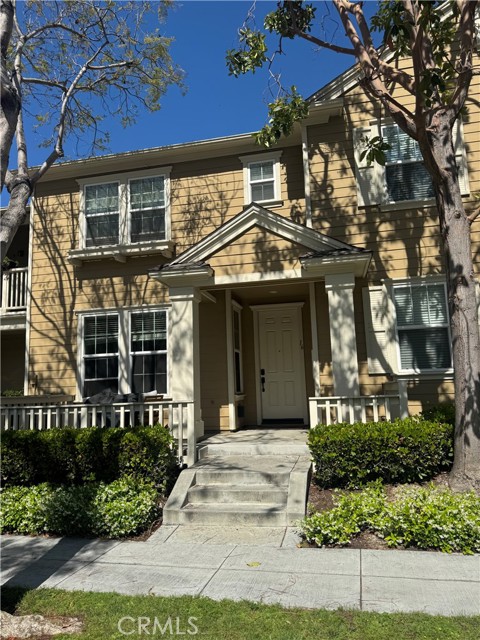 Detail Gallery Image 1 of 22 For 16 Parker St, Ladera Ranch,  CA 92694 - 2 Beds | 2/1 Baths