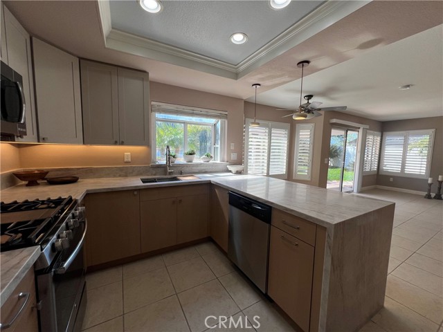 Detail Gallery Image 17 of 44 For 3480 Mountainside Cir, Corona,  CA 92882 - 4 Beds | 2/1 Baths