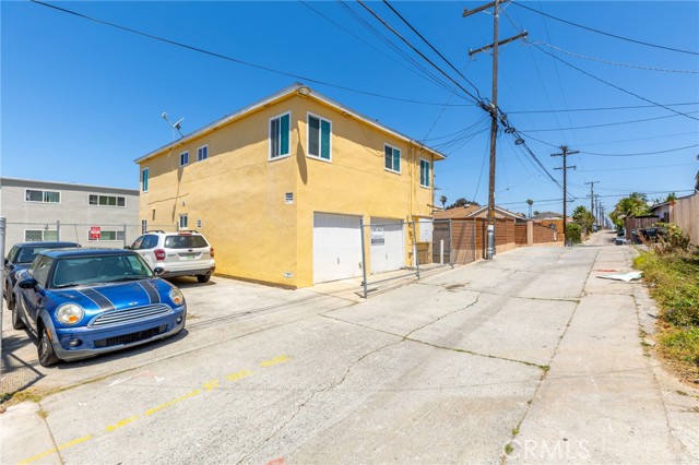 Image 20 of 25 For 4169 Myrtle Avenue