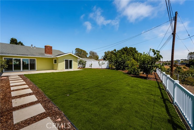 Detail Gallery Image 36 of 49 For 1033 Linden Pl, Costa Mesa,  CA 92627 - 4 Beds | 2/1 Baths