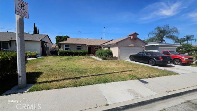Detail Gallery Image 2 of 7 For 2140 Arroyo Dr, Pomona,  CA 91768 - 3 Beds | 2 Baths