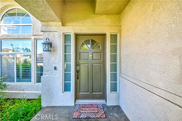 Detail Gallery Image 13 of 67 For 16396 High Bluff Ct, Riverside,  CA 92503 - 4 Beds | 3 Baths