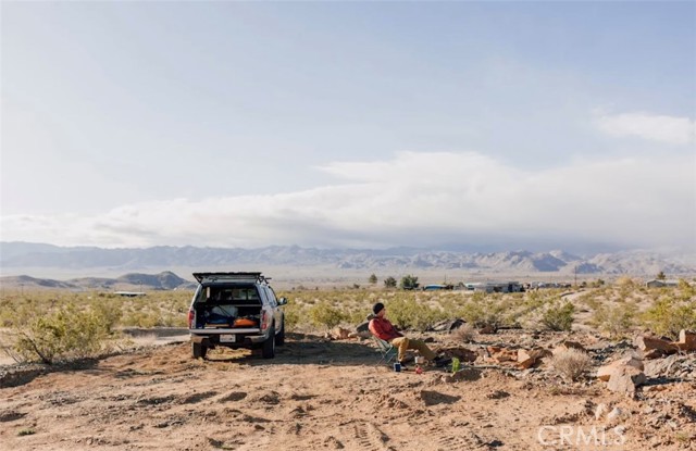 Detail Gallery Image 5 of 11 For 3120 Stonehill Ave, Joshua Tree,  CA 92252 - – Beds | – Baths
