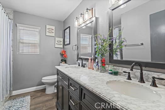 Detail Gallery Image 12 of 17 For 13971 Clydesdale Run Lane, Victorville,  CA 92394 - 4 Beds | 2/1 Baths
