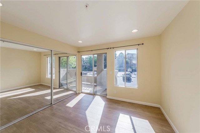 Detail Gallery Image 18 of 25 For 1020 La Terraza Cir #207,  Corona,  CA 92879 - 2 Beds | 2 Baths