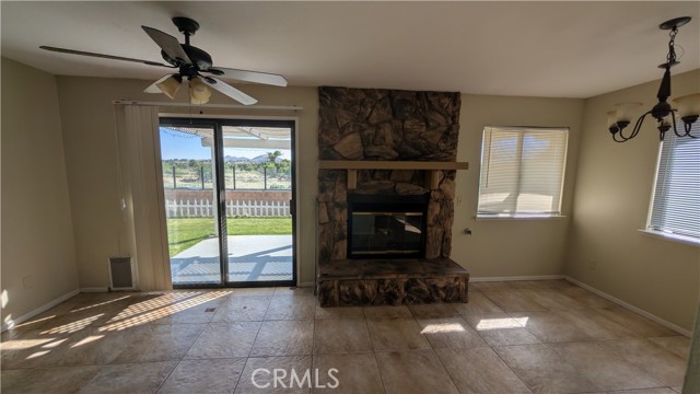 Detail Gallery Image 24 of 37 For 13959 Driftwood Dr, Victorville,  CA 92395 - 3 Beds | 2 Baths
