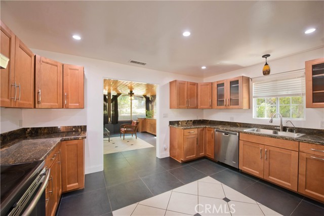 23329 Raymond Street, Chatsworth CA: https://media.crmls.org/medias/c70fa188-3be0-44d1-bf59-2729716e3055.jpg