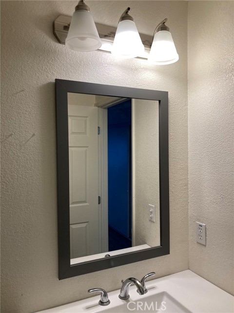 1131 Barstow Road, Barstow CA: https://media.crmls.org/medias/c70fa842-3d16-4bcd-8198-cee15f118cb9.jpg