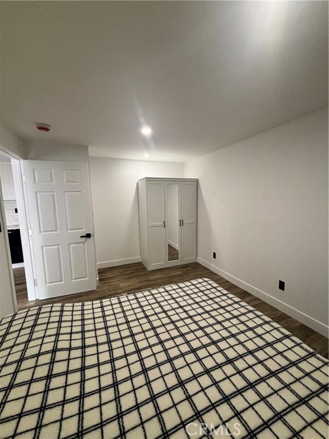 Detail Gallery Image 8 of 8 For 5500 Keokuk, Woodland Hills,  CA 91367 - 1 Beds | 1 Baths