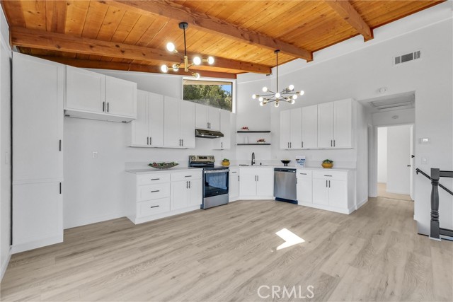 Front Image Thumbnail for CRPW26058588