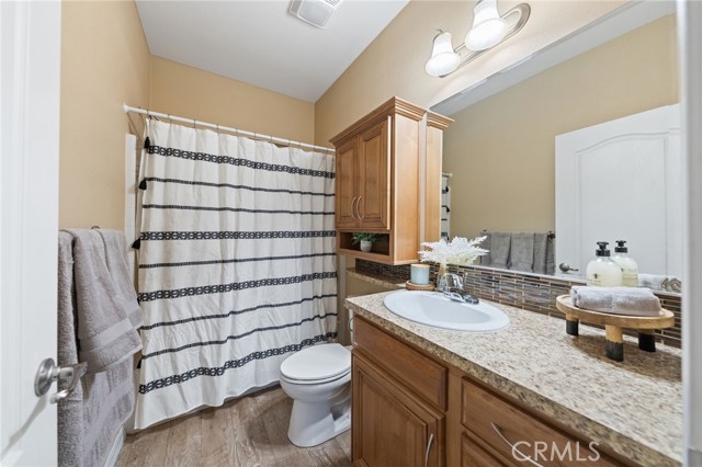 Image 24 of 37 For 49780 Windsong Way B