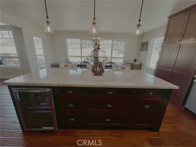 9401 Whispering Pines Road, Frazier Park CA: https://media.crmls.org/medias/c71012d9-97de-459e-9f4c-5207dee30333.jpg