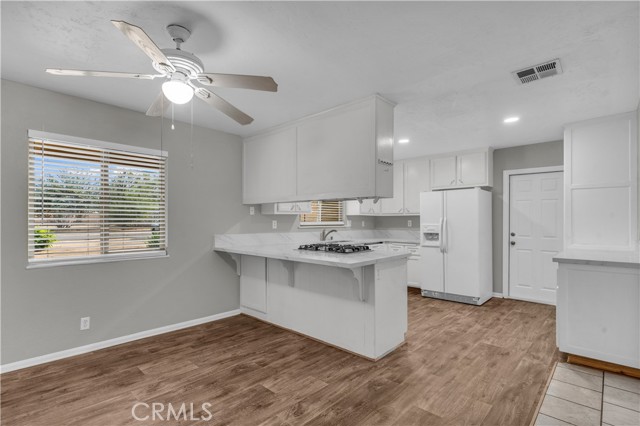 Detail Gallery Image 5 of 25 For 19158 Live Oak St, Hesperia,  CA 92345 - 3 Beds | 2 Baths