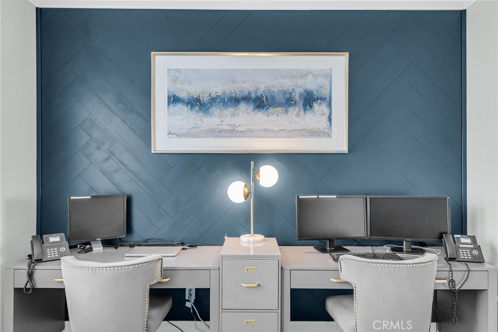 https://media.crmls.org/medias/c7121053-5733-47d3-ad22-30e24a66c409.jpg?preset=X-Large