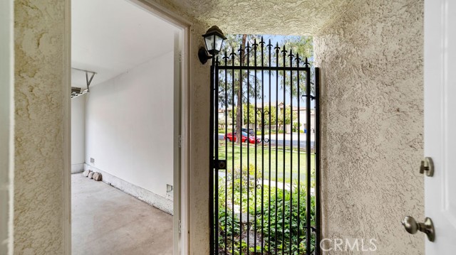 8591 Salina Street, Rancho Cucamonga CA: https://media.crmls.org/medias/c71270a8-3e06-42e4-bf90-a4a755550865.jpg