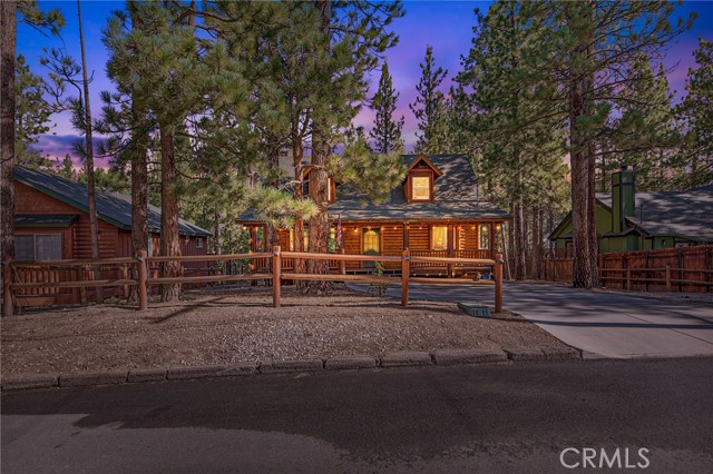 Detail Gallery Image 1 of 32 For 427 Ashwood Dr, Big Bear City,  CA 92314 - 4 Beds | 2 Baths