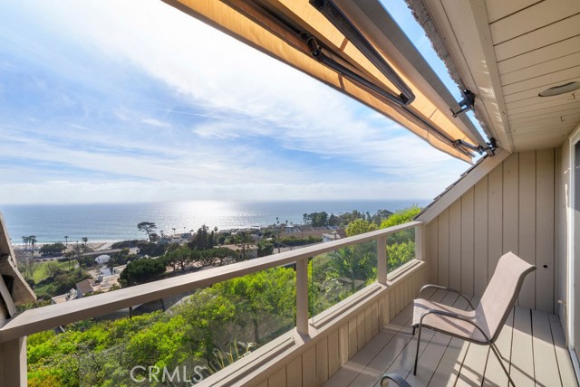 Detail Gallery Image 12 of 36 For 21751 Ocean Vista Dr, Laguna Beach,  CA 92651 - 3 Beds | 2/1 Baths