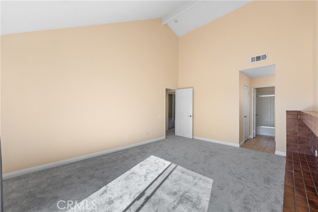 Detail Gallery Image 33 of 52 For 21054 Parthenia #11,  Canoga Park,  CA 91304 - 3 Beds | 3 Baths