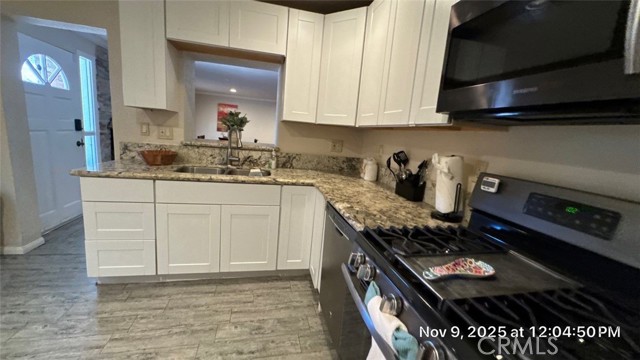 Detail Gallery Image 17 of 18 For 14191 Wilmot, Moreno Valley,  CA 92555 - 7 Beds | 4 Baths