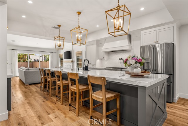 Detail Gallery Image 1 of 48 For 2080 Orange Ave, Costa Mesa,  CA 92627 - 3 Beds | 2 Baths