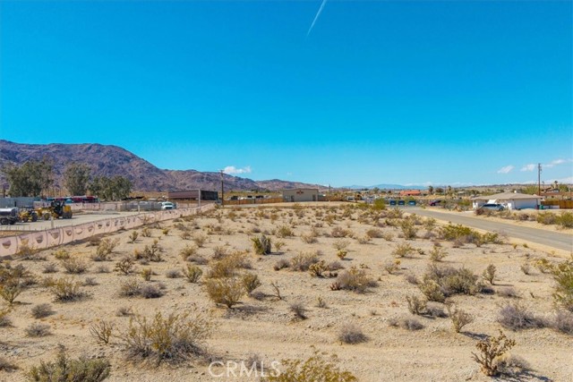 73345 Boling Drive, 29 Palms, California 92277, ,Commercial Sale,For Sale,Boling,JT25048807