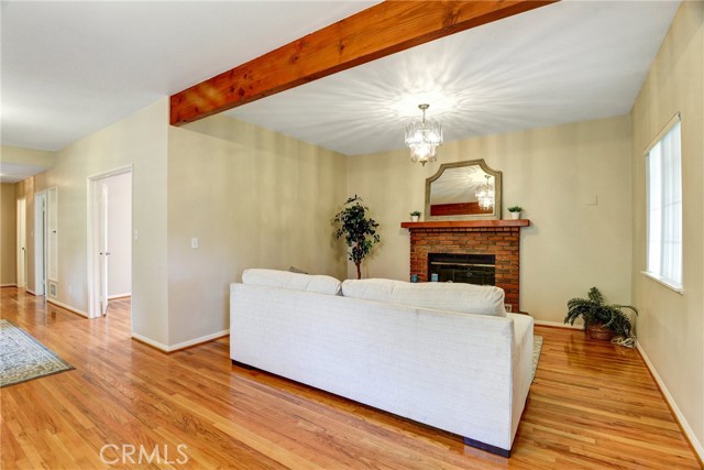 2364 6th Street, La Verne CA: https://media.crmls.org/medias/c715b3d8-1113-47a2-ab2c-eb67da3f2ef6.jpg