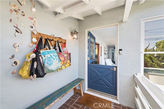 Detail Gallery Image 33 of 39 For 1016 Catalina, Laguna Beach,  CA 92651 - 3 Beds | 2 Baths