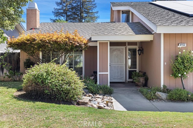 Detail Gallery Image 3 of 40 For 8052 N Mariposa St, Fresno,  CA 93720 - 3 Beds | 2 Baths