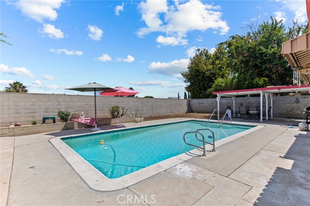 19121 Galatina Street, Rowland Heights CA: https://media.crmls.org/medias/c7193ba7-2c28-40e7-8657-aa336e95a8fe.jpg