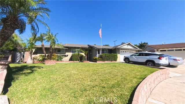 Detail Gallery Image 2 of 6 For 11701 Toerge, La Mirada,  CA 90638 - 3 Beds | 2 Baths