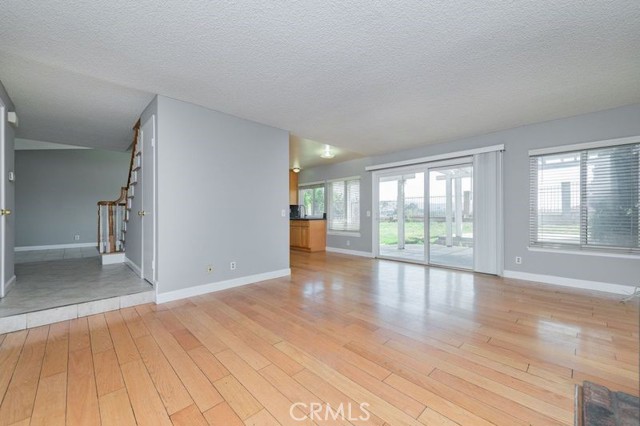 1135 Tierra Luna, Walnut CA: https://media.crmls.org/medias/c71acbbf-fd4d-4b5e-84b2-81bd0573899c.jpg