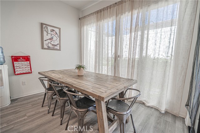 Detail Gallery Image 22 of 44 For 2111 Seville, Santa Paula,  CA 93060 - 4 Beds | 2/1 Baths