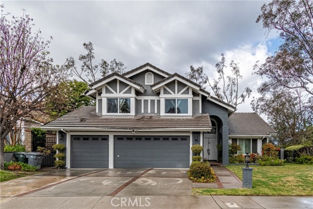 Detail Gallery Image 1 of 16 For 3537 Foxglove Rd, Glendale,  CA 91206 - 4 Beds | 3 Baths
