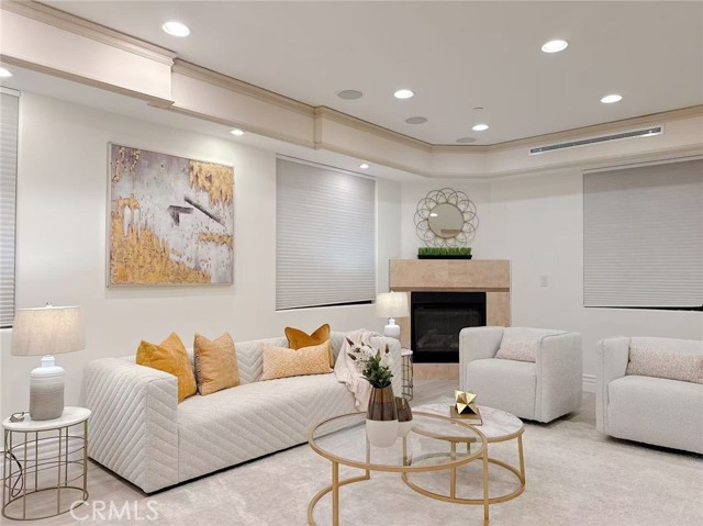 Detail Gallery Image 4 of 19 For 1130 Campbell St #106,  Glendale,  CA 91207 - 2 Beds | 3/1 Baths