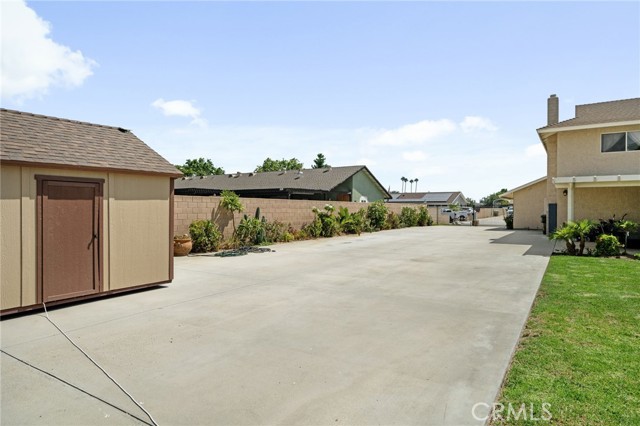 Detail Gallery Image 39 of 46 For 5337 Sulphur Dr, Jurupa Valley,  CA 91752 - 4 Beds | 2/1 Baths