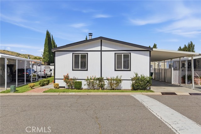 Detail Gallery Image 2 of 55 For 4901 Green River #153,  Corona,  CA 92878 - 3 Beds | 2 Baths