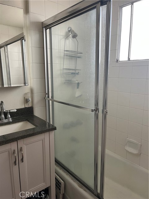 3300 Seaview Avenue, Corona del Mar CA: https://media.crmls.org/medias/c71d0967-8f16-43d2-8f10-0f8d53f76833.jpg