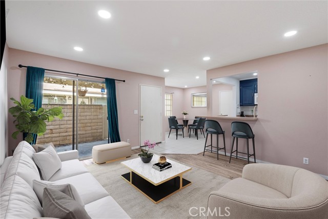 8165 Woodland Dr, Buena Park CA: https://media.crmls.org/medias/c71dc67f-9fe2-4b37-8500-bf62e2889214.jpg
