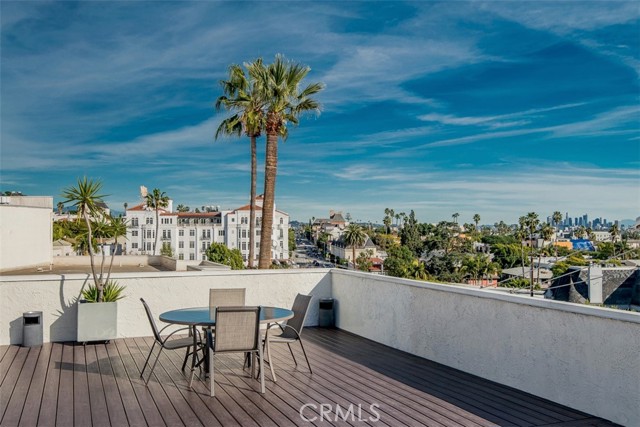 Detail Gallery Image 24 of 36 For 8400 De Longpre Ave #215,  West Hollywood,  CA 90069 - 2 Beds | 2 Baths