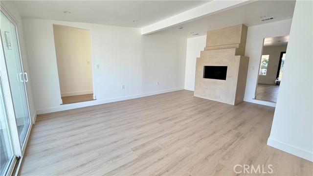 Detail Gallery Image 6 of 16 For 17438 Horace St, Granada Hills,  CA 91344 - 4 Beds | 2 Baths