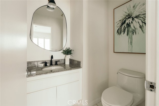 427 S. Broadway, Redondo Beach CA: https://media.crmls.org/medias/c7203f6a-e0f8-4421-b34d-dae22ca961e1.jpg