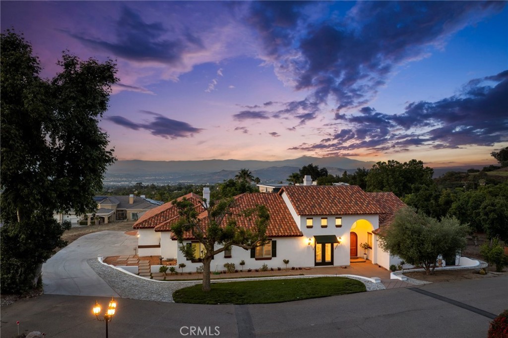 4368 Crown Ranch Road